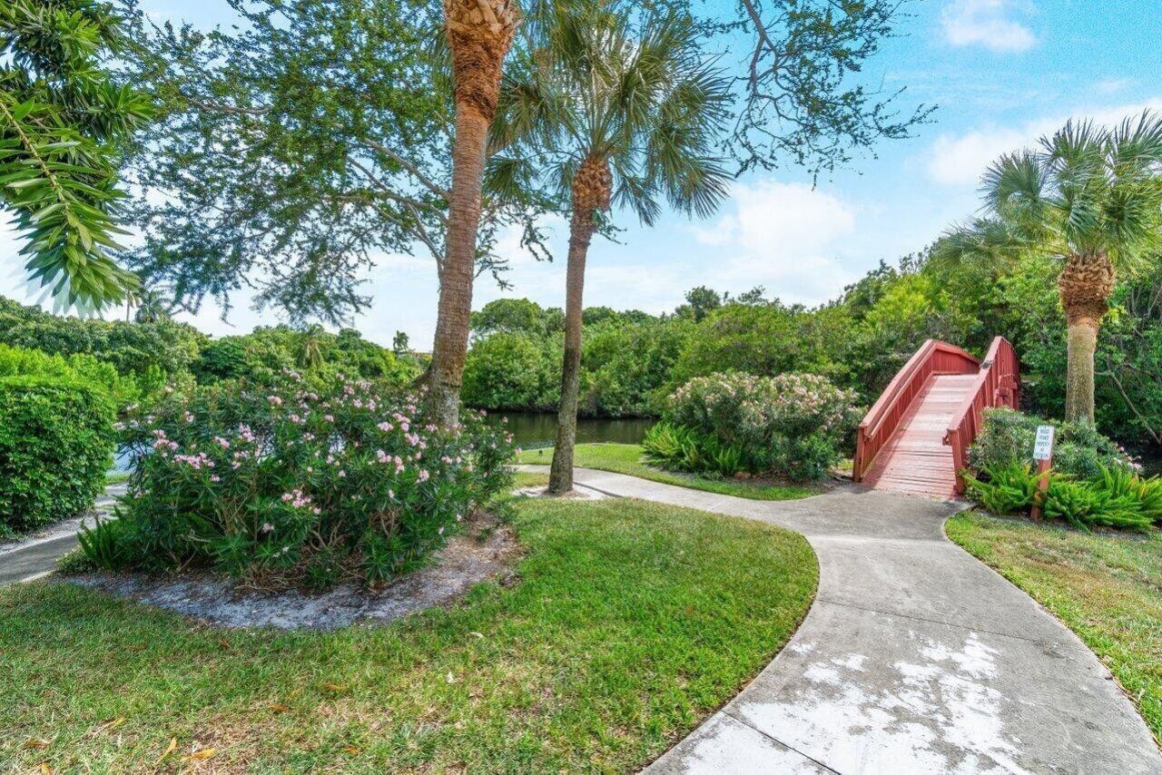 781 Apple Tree Lane, Boca Raton, FL 33486 Photo