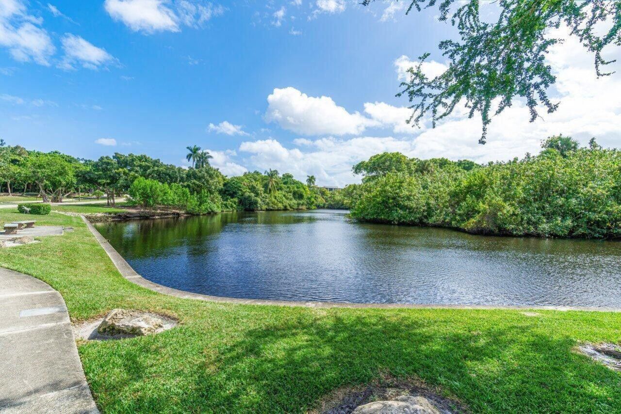 781 Apple Tree Lane, Boca Raton, FL 33486 Photo