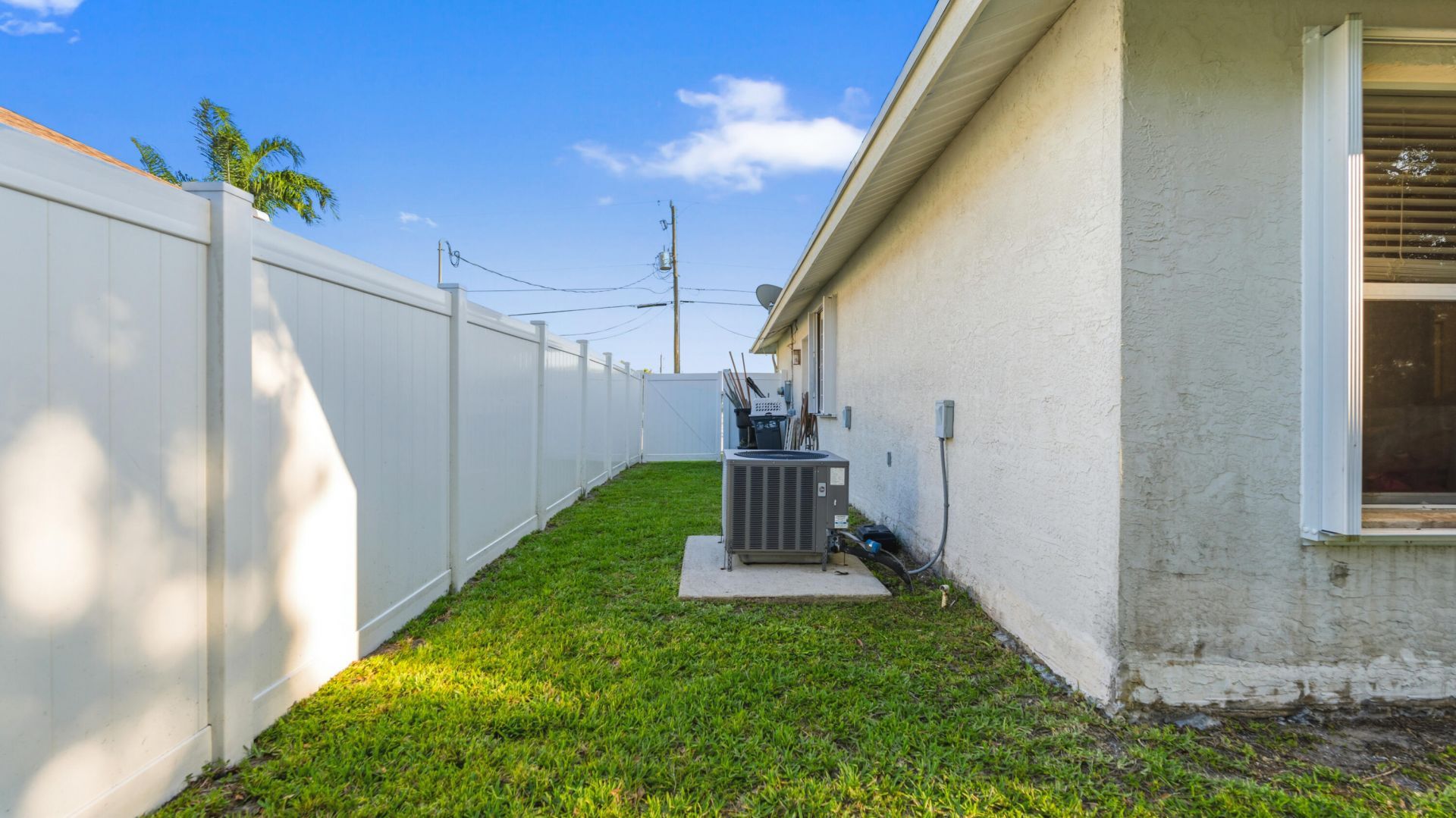 2001 SW Fears Avenue, Port Saint Lucie, FL 34953 Photo
