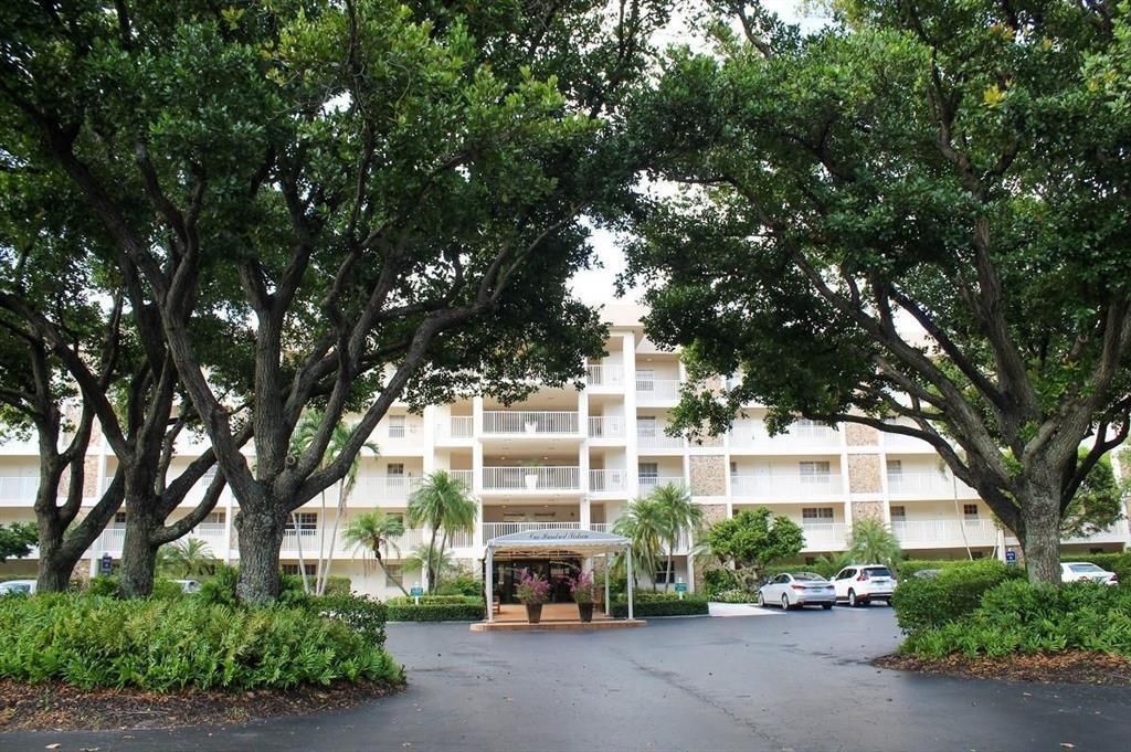 3503 Oaks Way, Unit 303, Pompano Beach, FL 33069 Photo
