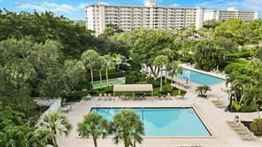 3503 Oaks Way, Unit 303, Pompano Beach, FL 33069 Photo