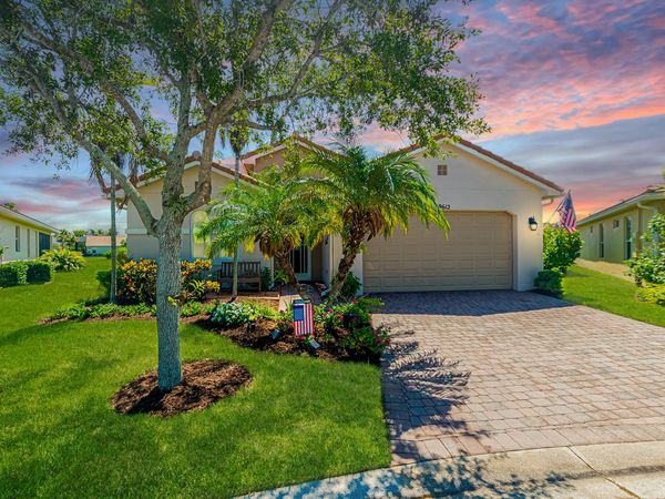 9612 SW Gum Tree Court, Port St. Lucie, FL 34987