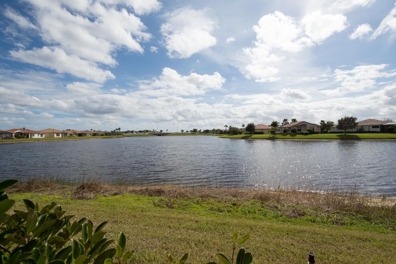 9612 SW Gum Tree Court, Port Saint Lucie, FL 34987 Photo