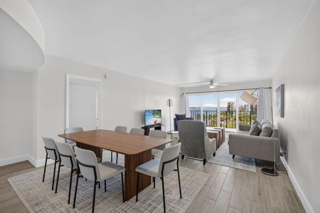 801 Lake Shore Drive, Unit 716, Lake Park, FL 33403 Photo
