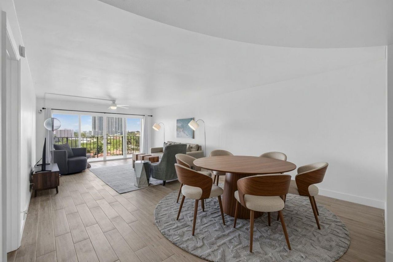801 Lake Shore Drive, Unit 716, Lake Park, FL 33403 Photo
