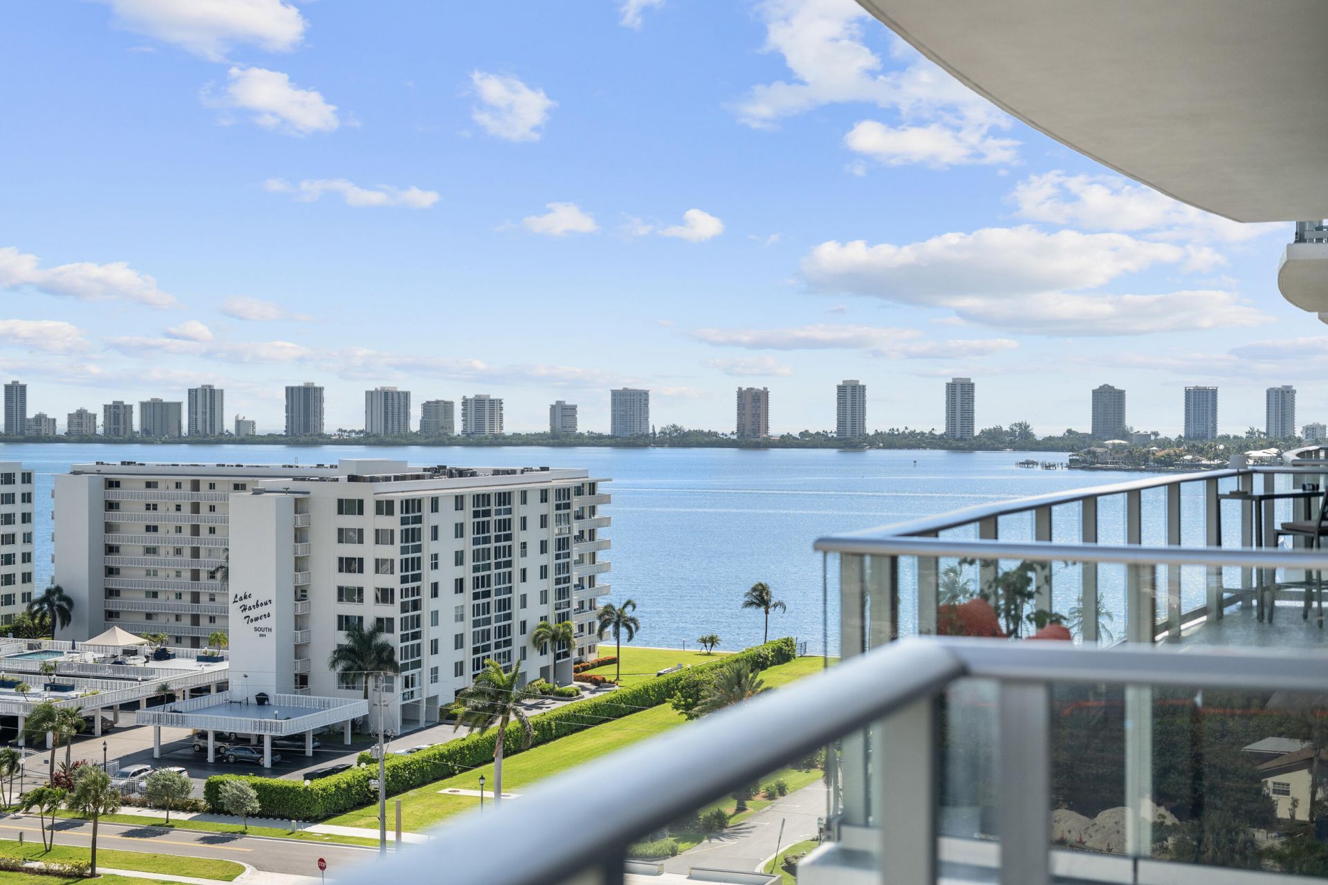 220 Lake Shore Drive, Unit 923, Lake Park, FL 33403 Photo