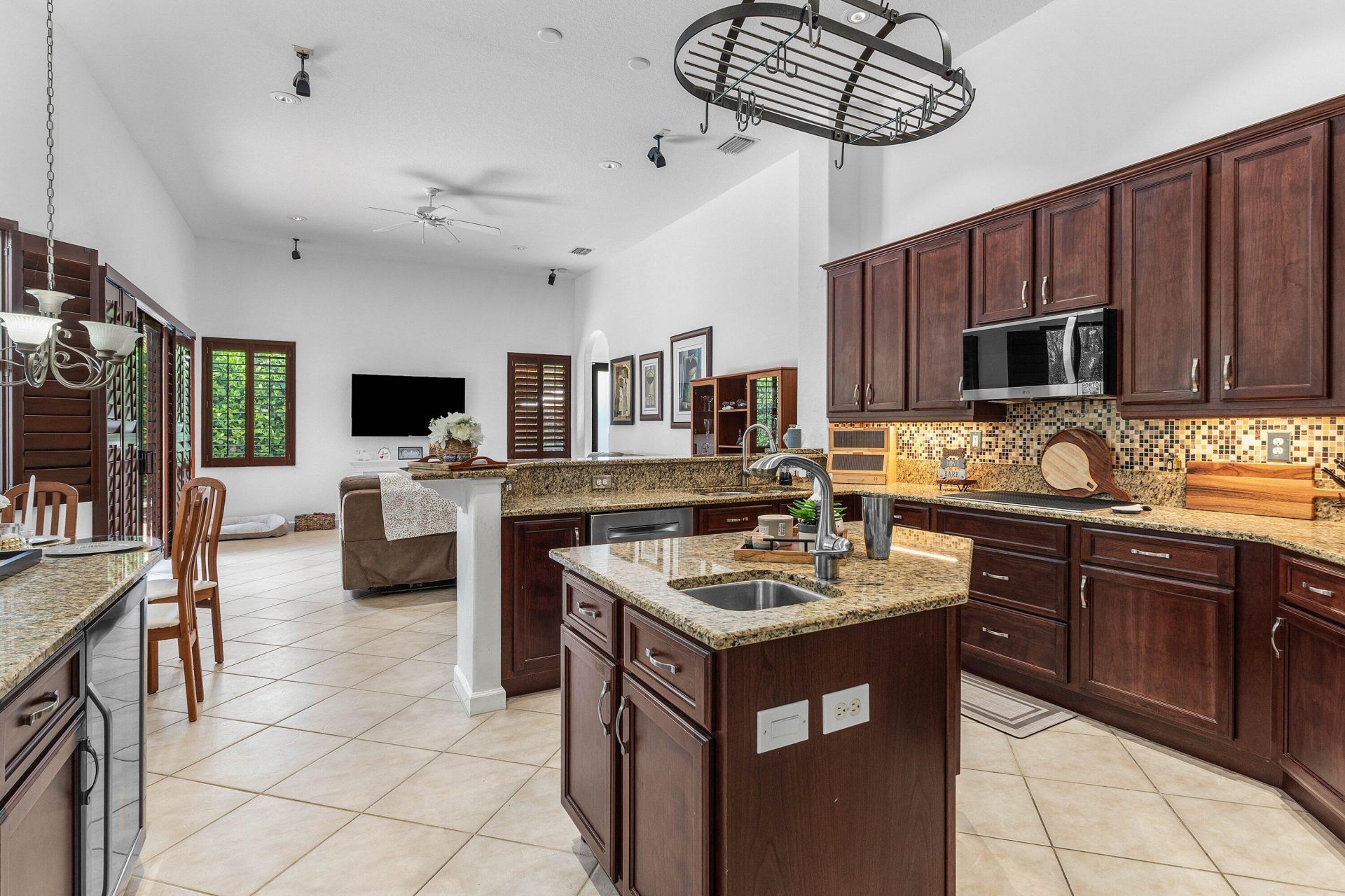 876 NW 123rd Drive, Coral Springs, FL 33071 Photo