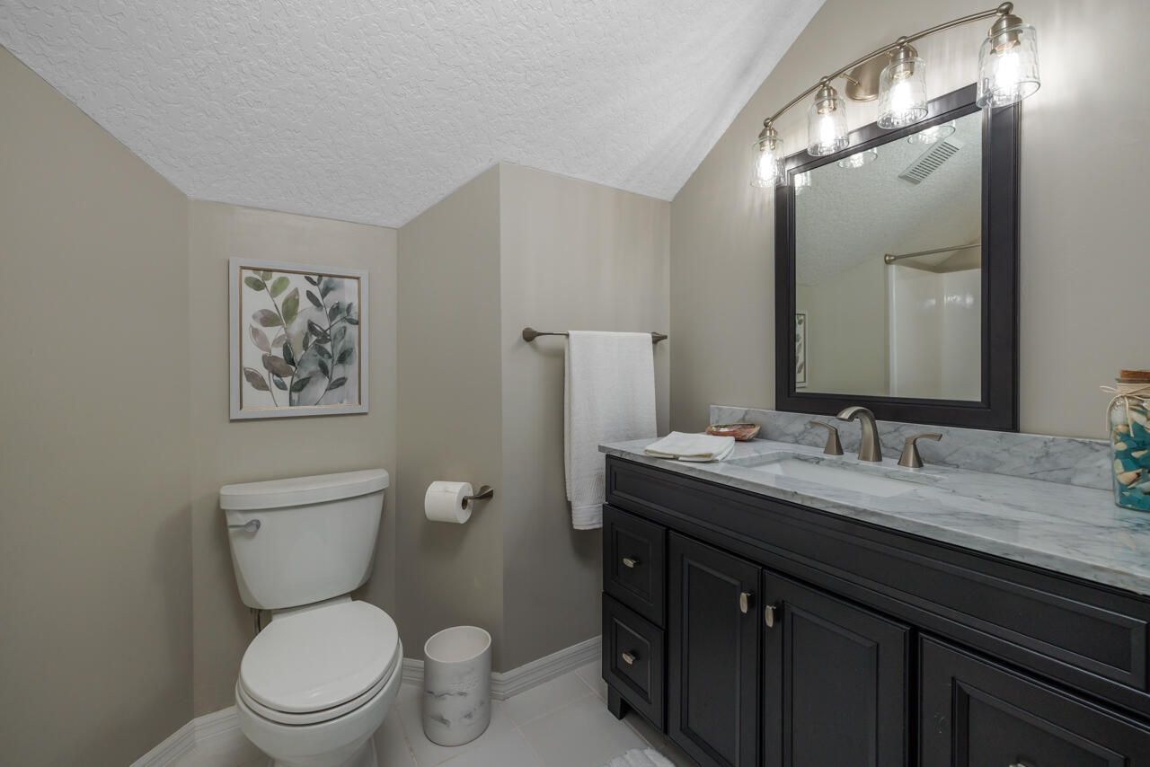 9200 SE Olympus Street, Hobe Sound, FL 33455 Photo