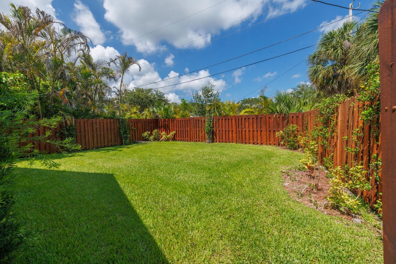 9200 SE Olympus Street, Hobe Sound, FL 33455 Photo