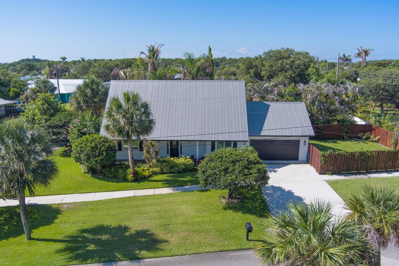 9200 SE Olympus Street, Hobe Sound, FL 33455 Photo