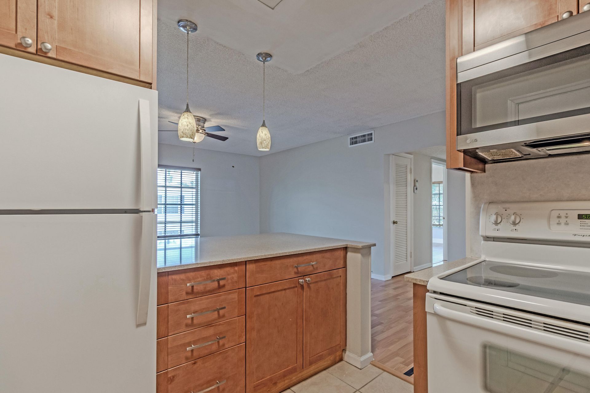 2161 NE 68th Street, Unit 332, Fort Lauderdale, FL 33308 Photo