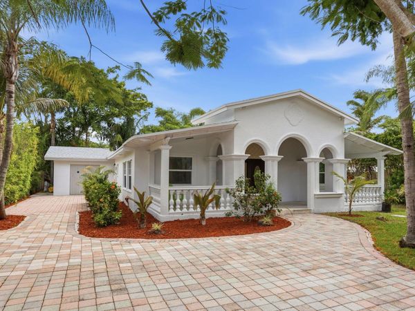 4793 Badger Avenue, West Palm Beach, FL 33417