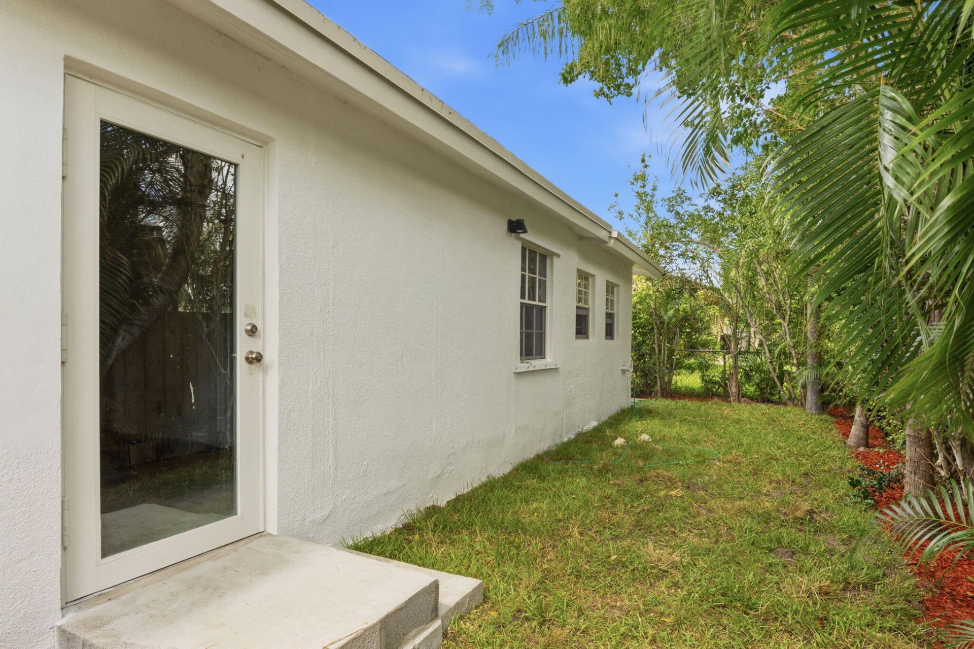 4793 Badger Avenue, West Palm Beach, FL 33417 Photo