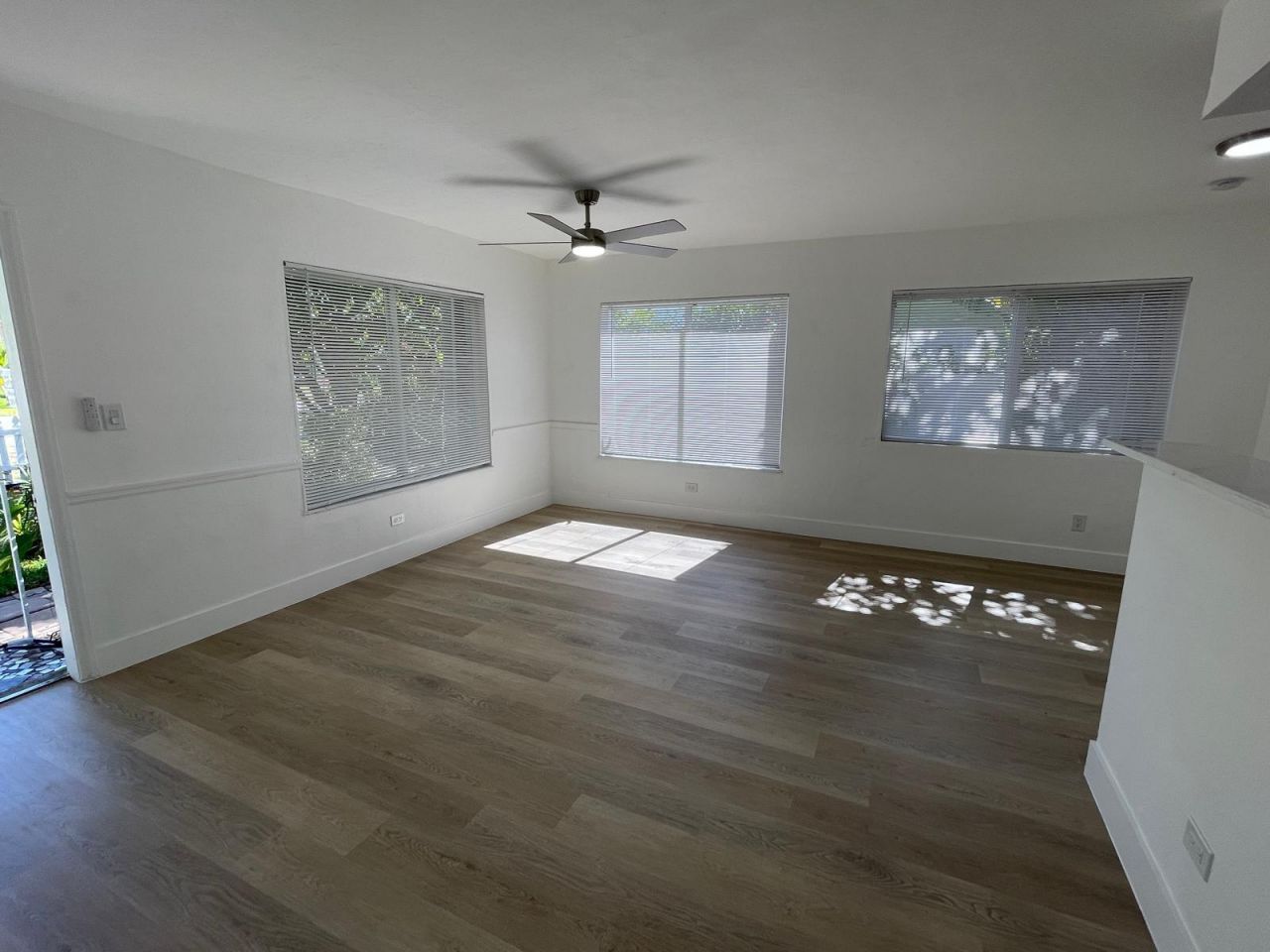 1635 NE 160th Street, North Miami Beach, FL 33162 Photo
