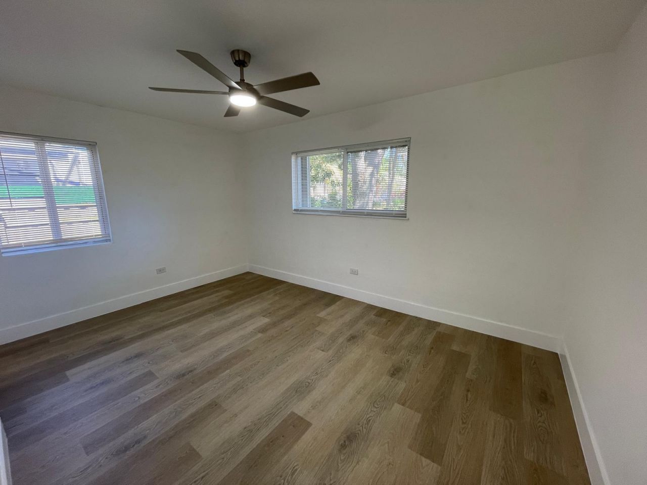 1635 NE 160th Street, North Miami Beach, FL 33162 Photo