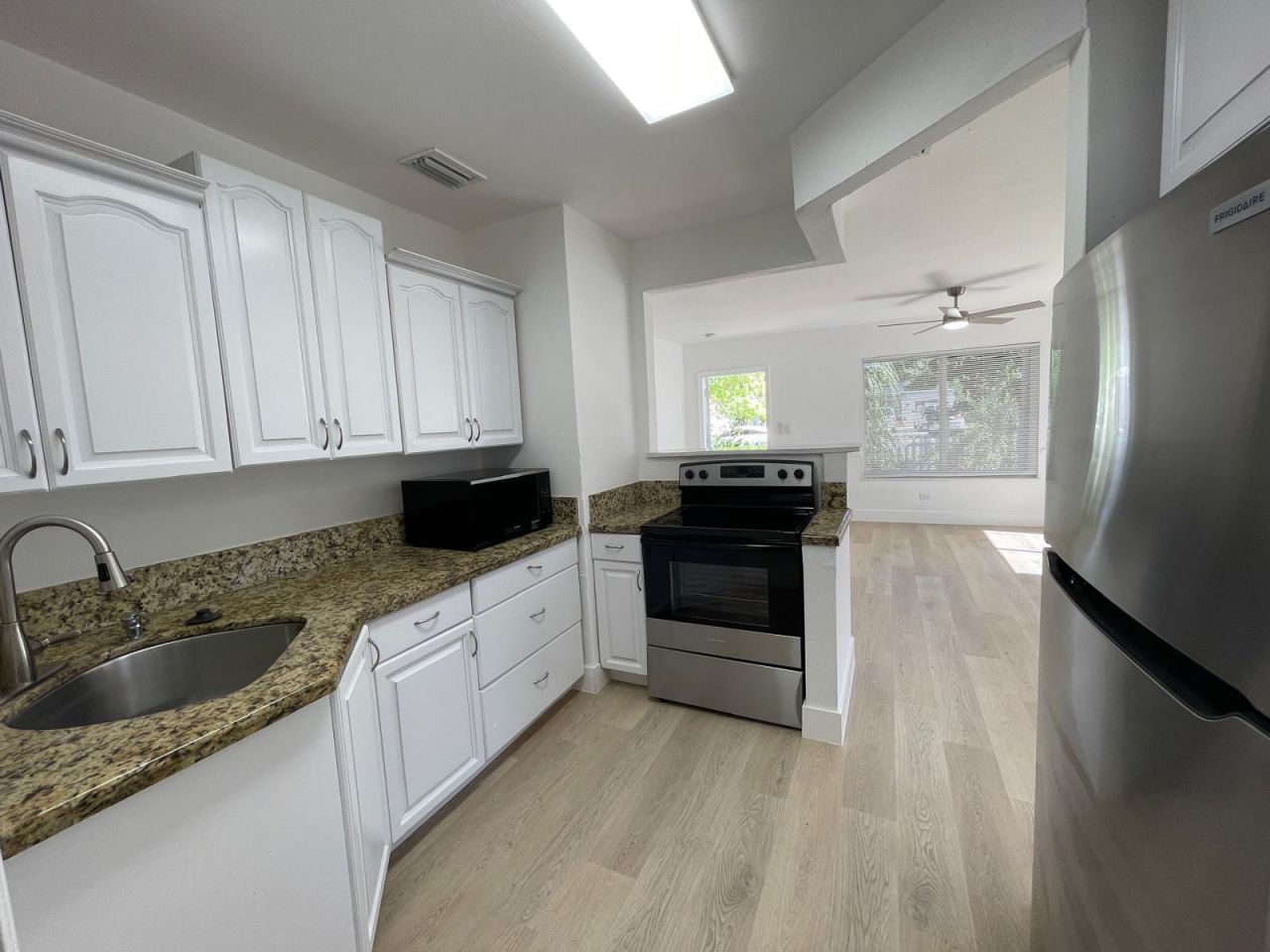 1635 NE 160th Street, North Miami Beach, FL 33162 Photo