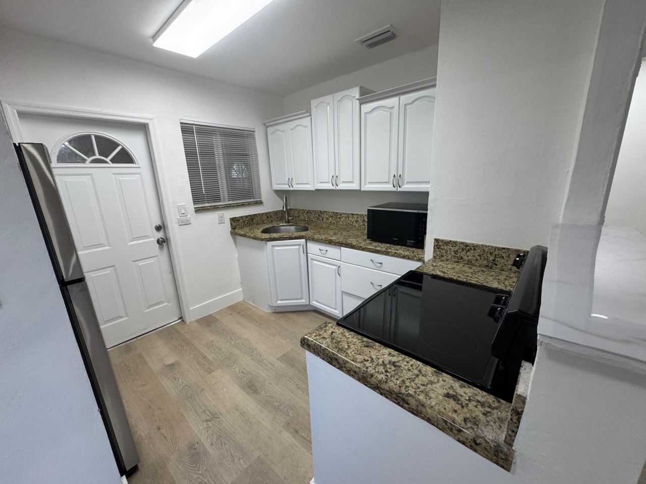 1635 NE 160th Street, North Miami Beach, FL 33162 Photo