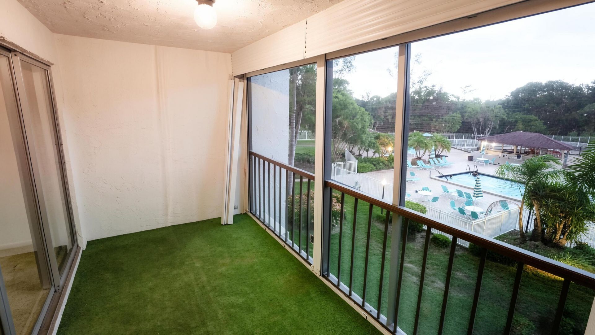 3930 Inverrary Boulevard, Unit 303, Lauderhill, FL 33319 Photo