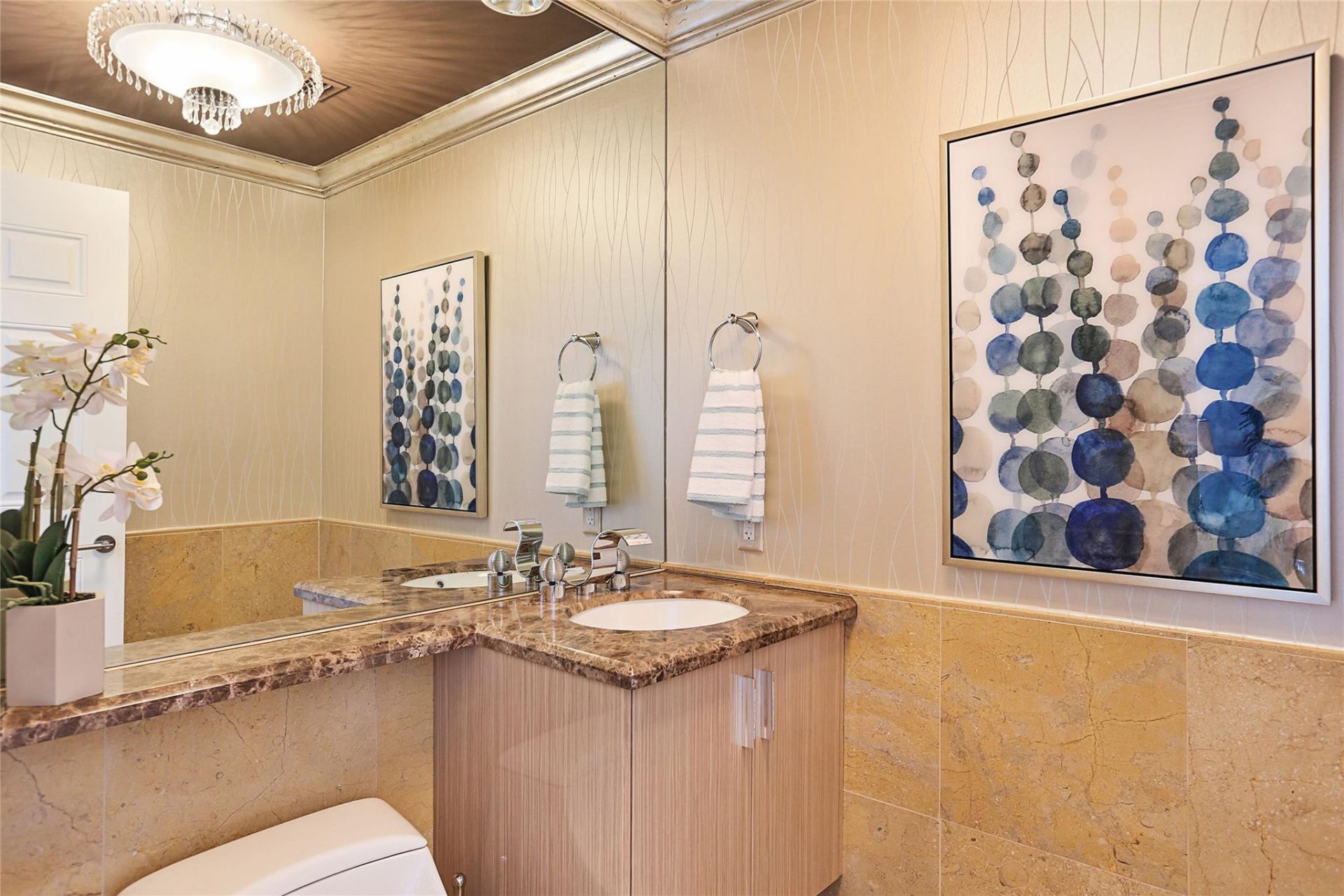 1 N Fort Lauderdale Beach Boulevard, Unit 1807, Fort Lauderdale, FL 33304 Photo