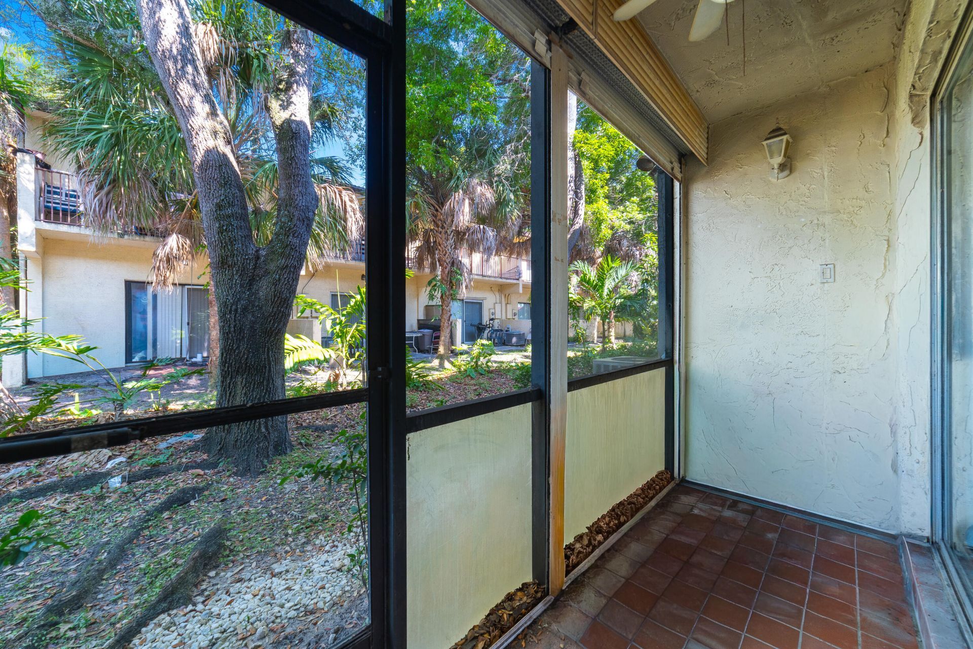 8968 W Sample Road, Unit 101, Coral Springs, FL 33065 Photo