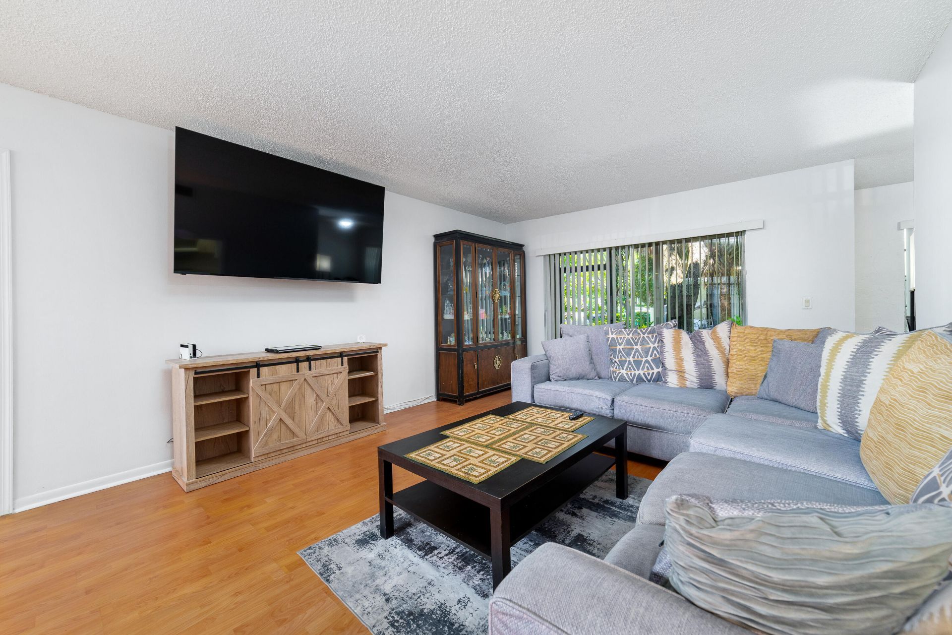 8968 W Sample Road, Unit 101, Coral Springs, FL 33065 Photo