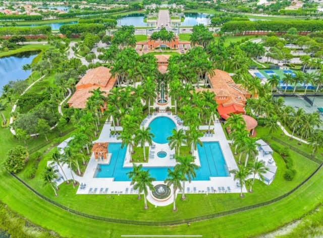 1848 Via Castello, Wellington, FL 33411 Photo