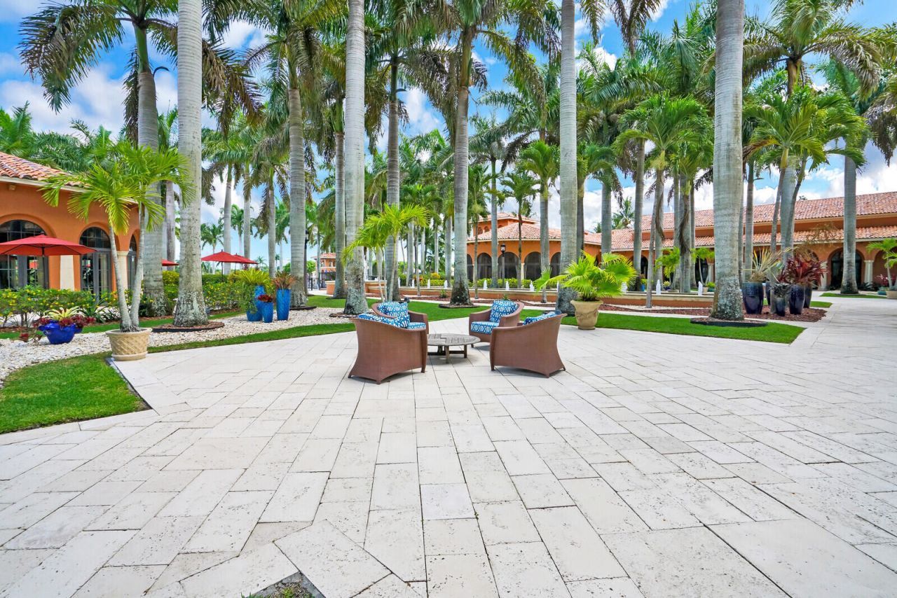 1848 Via Castello, Wellington, FL 33411 Photo