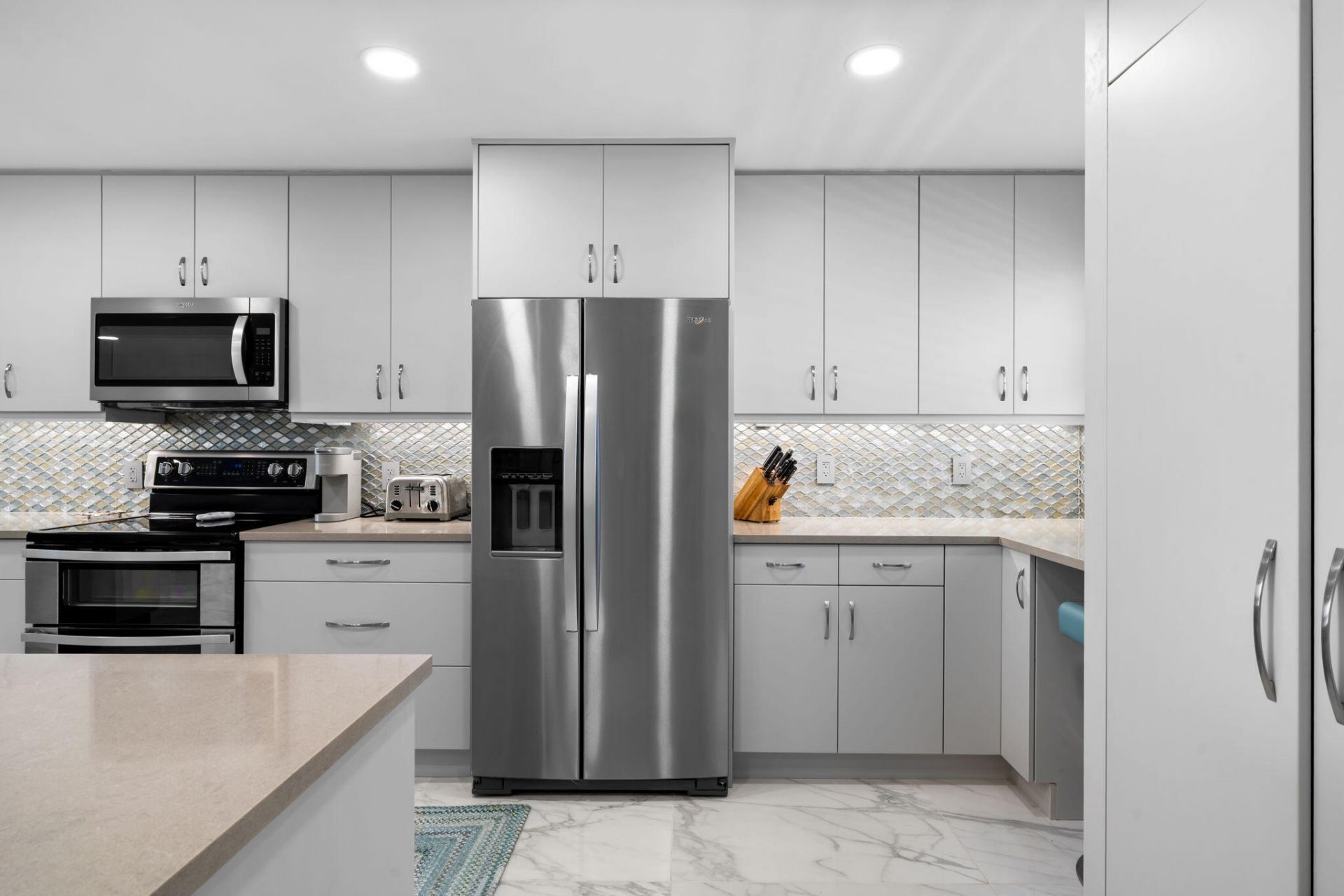 511 Bayshore Drive, Unit 910, Fort Lauderdale, FL 33304 Photo