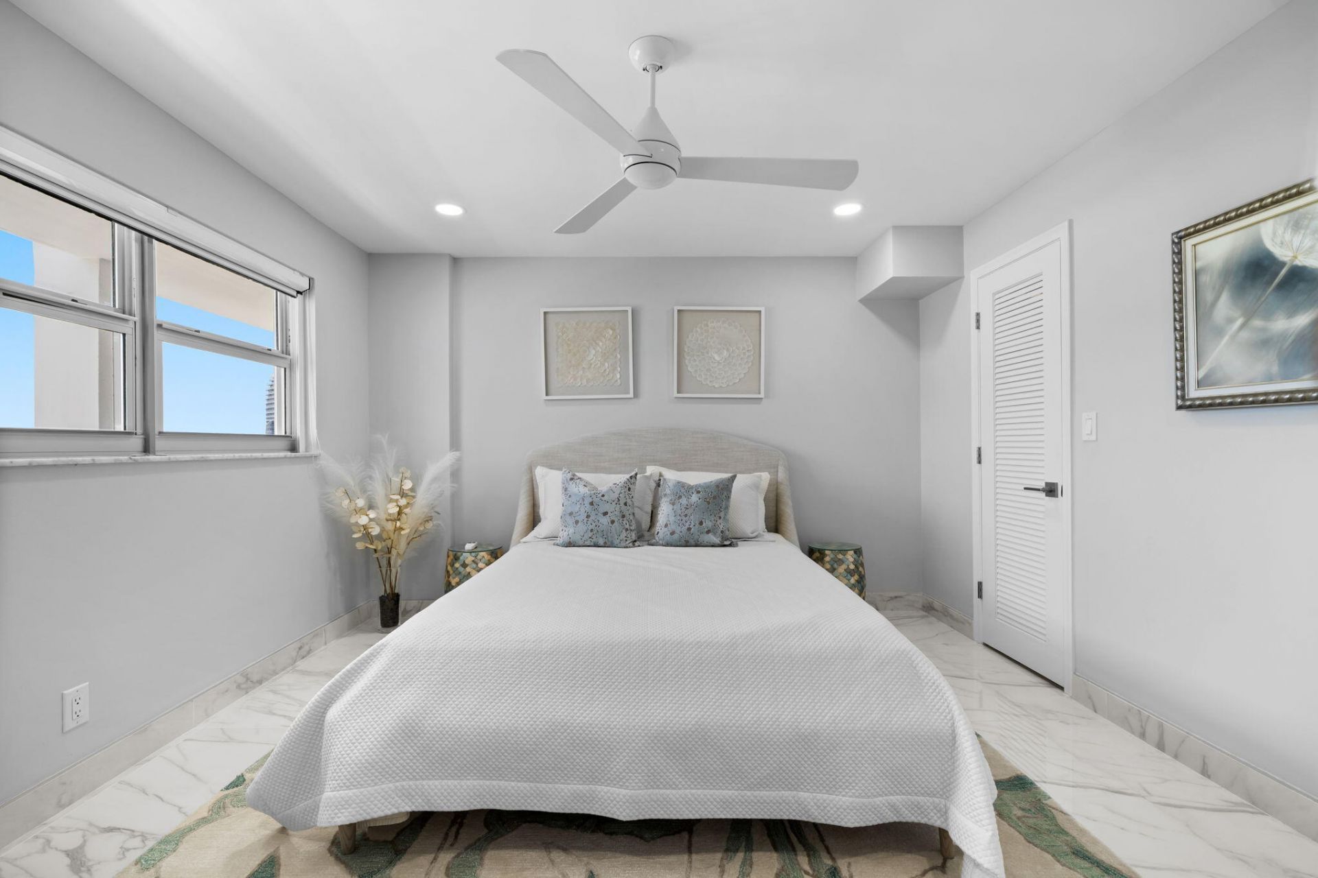 511 Bayshore Drive, Unit 910, Fort Lauderdale, FL 33304 Photo