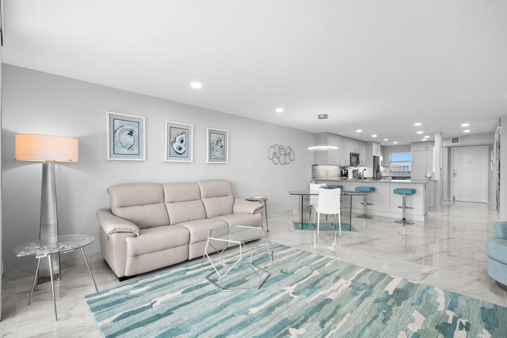 511 Bayshore Drive, Unit 910, Fort Lauderdale, FL 33304 Photo