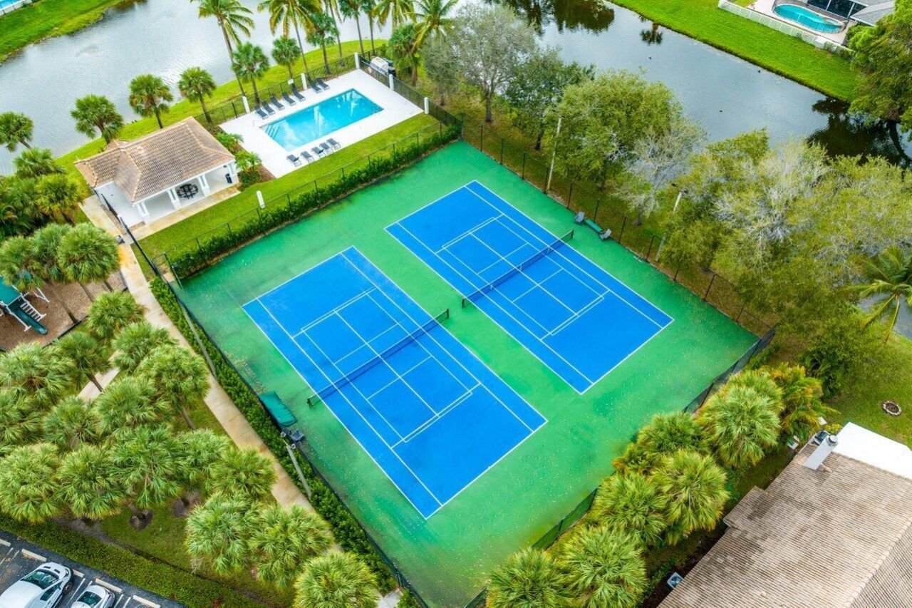 583 Canoe Point, Delray Beach, FL 33444 Photo