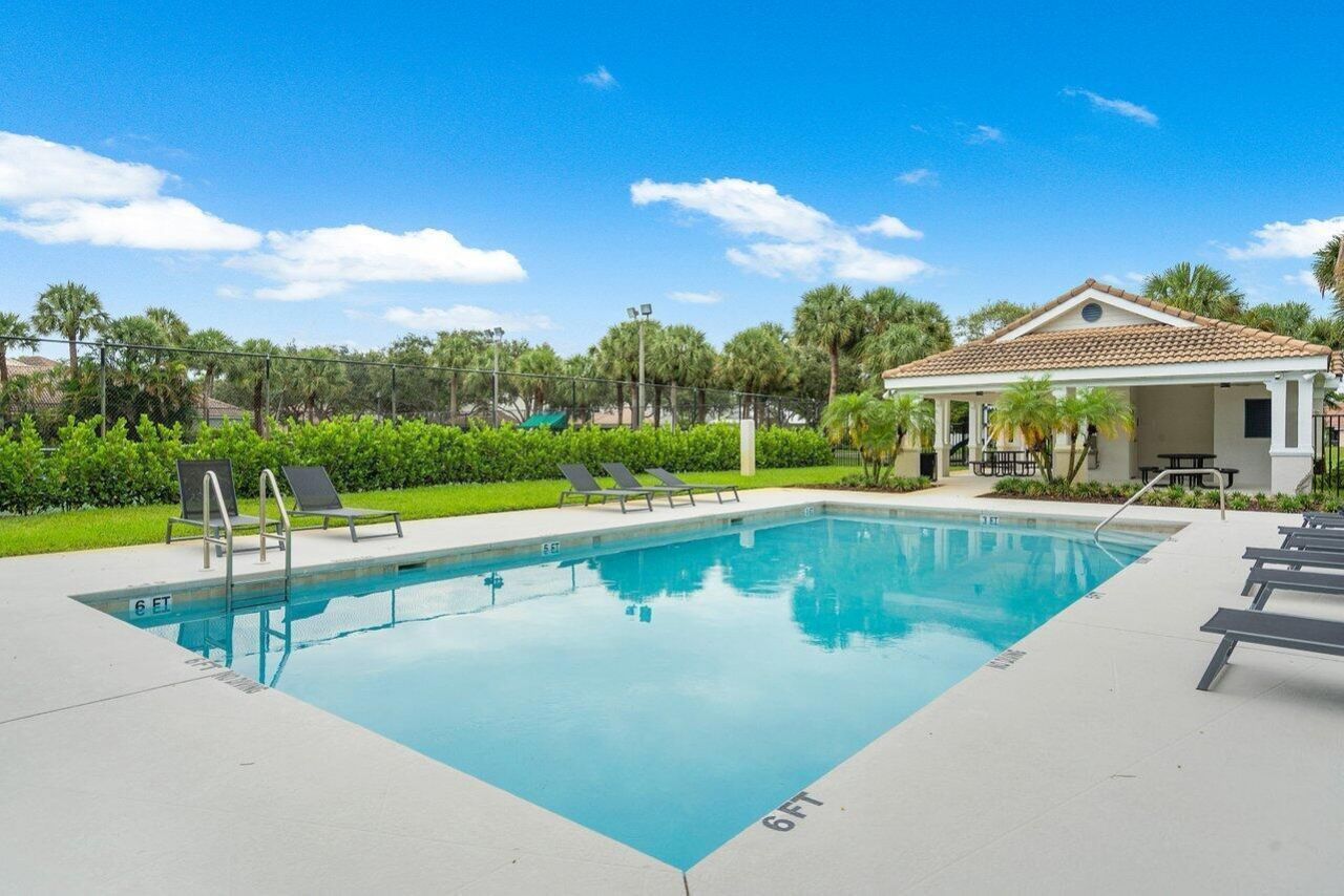 583 Canoe Point, Delray Beach, FL 33444 Photo