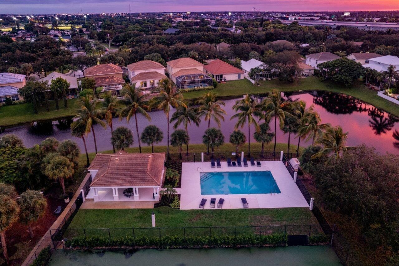 583 Canoe Point, Delray Beach, FL 33444 Photo