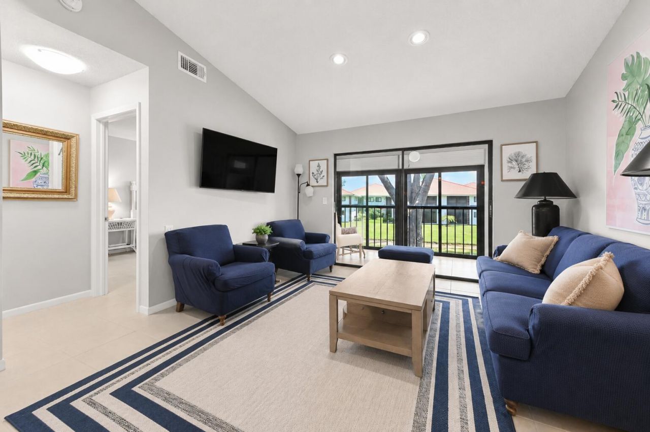 15234 Lakes Of Delray Boulevard, Unit 276, Delray Beach, FL 33484 Photo