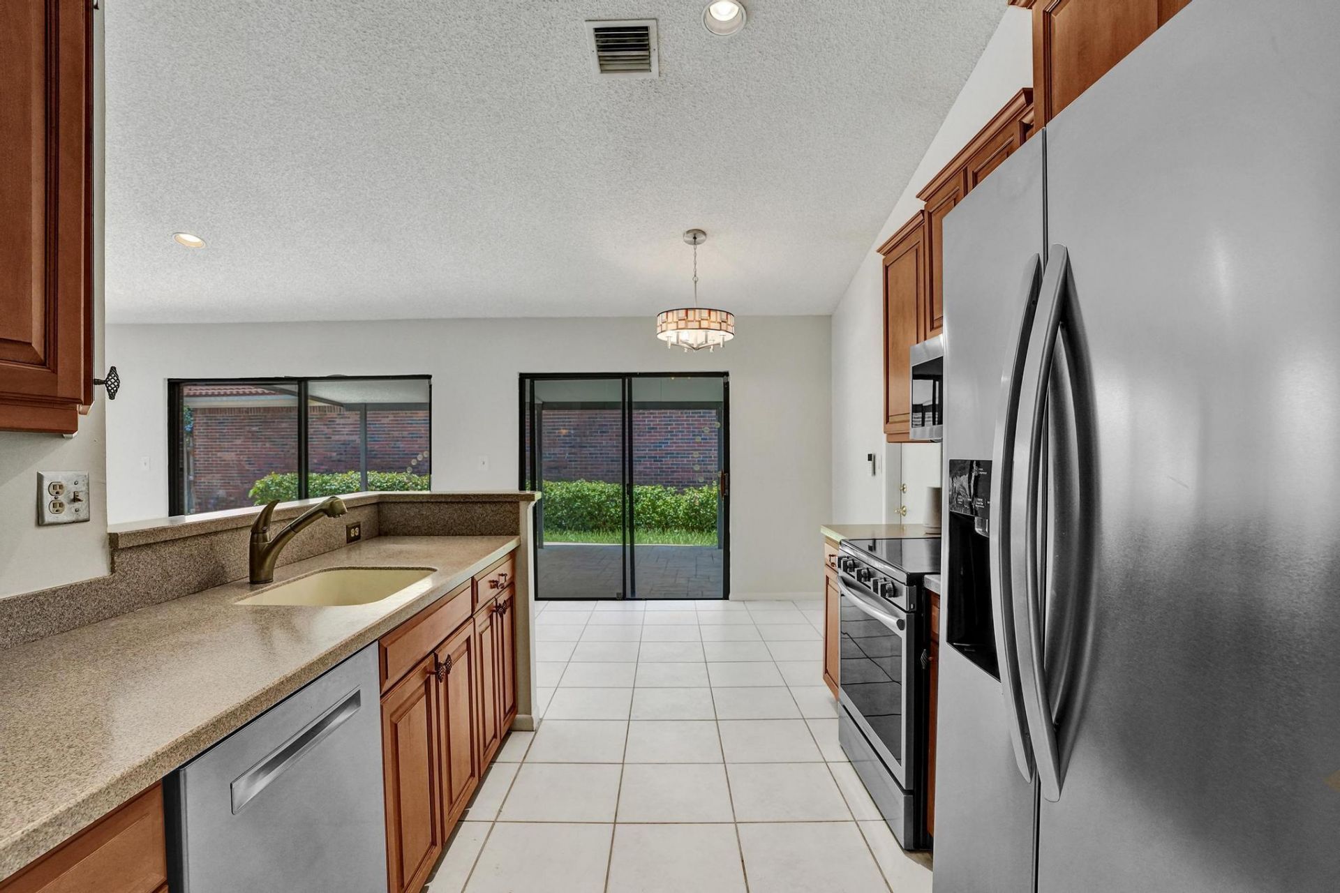 3375 W Point Drive, Cooper City, FL 33026 Photo