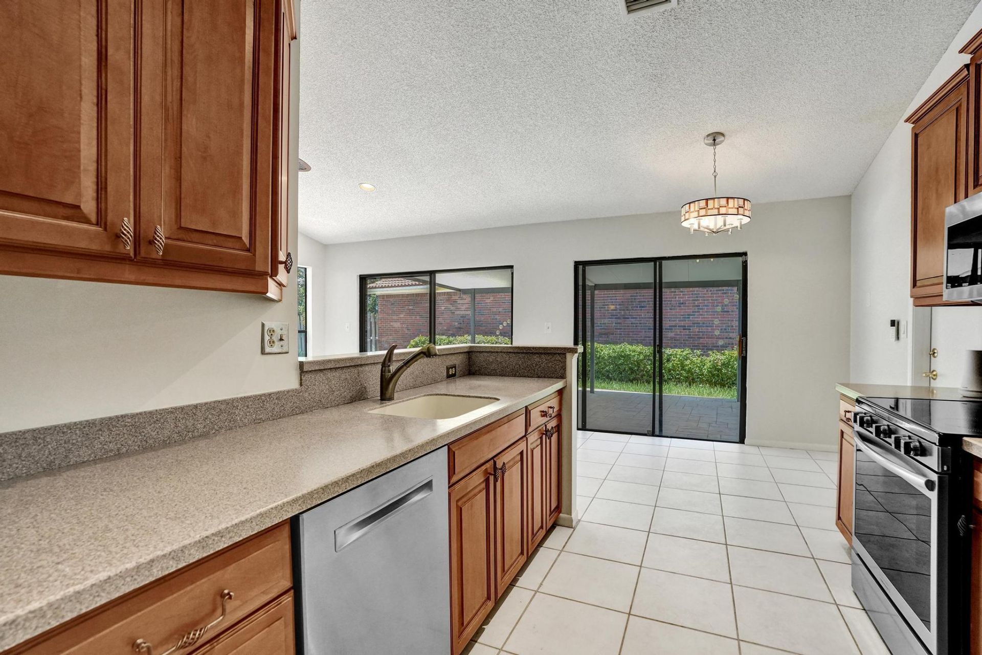 3375 W Point Drive, Cooper City, FL 33026 Photo