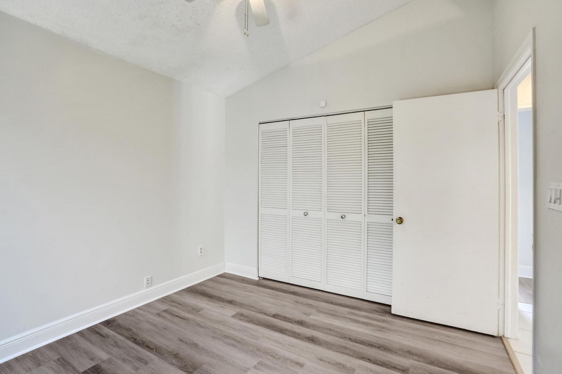 3375 W Point Drive, Cooper City, FL 33026 Photo