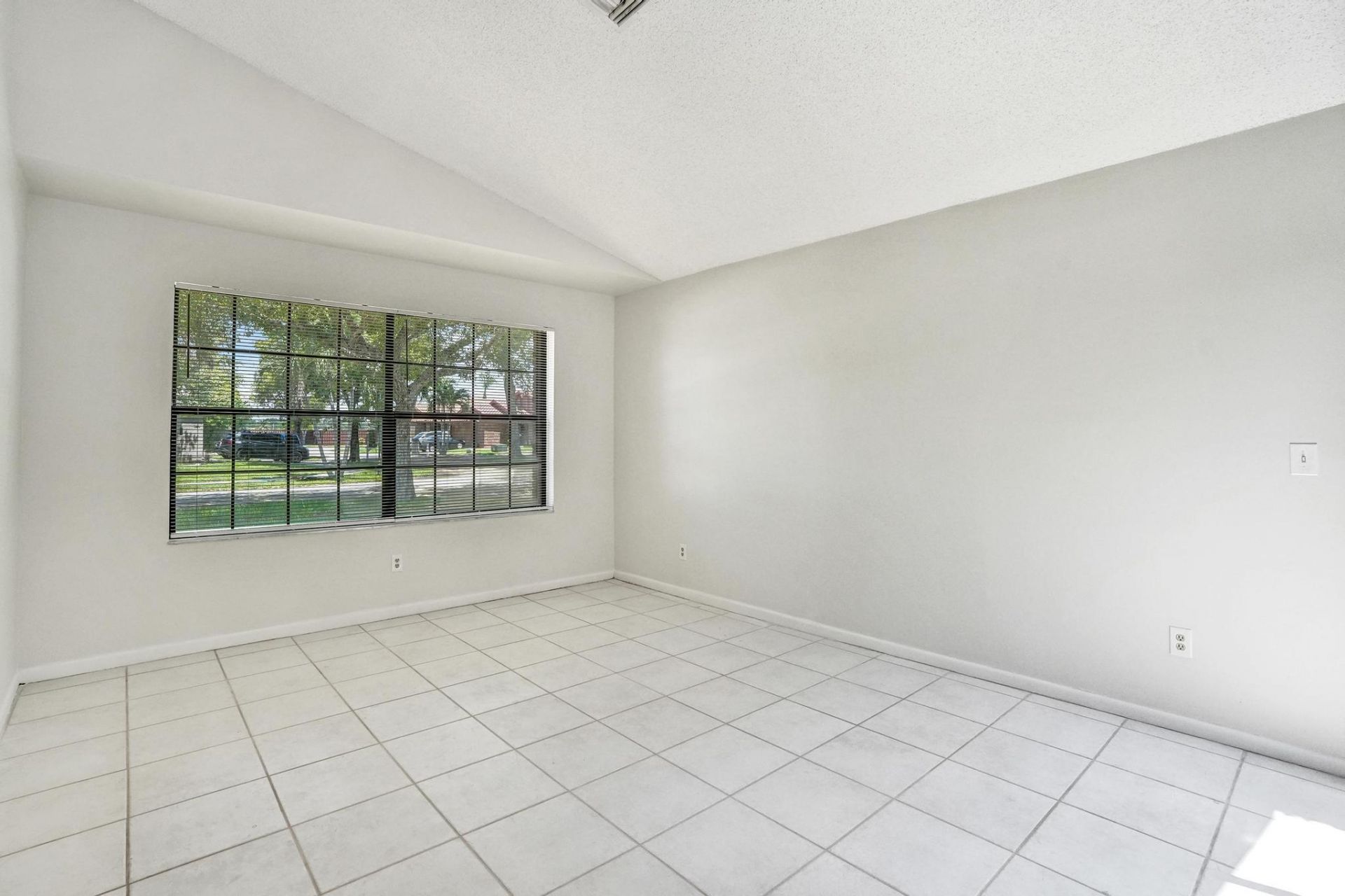 3375 W Point Drive, Cooper City, FL 33026 Photo