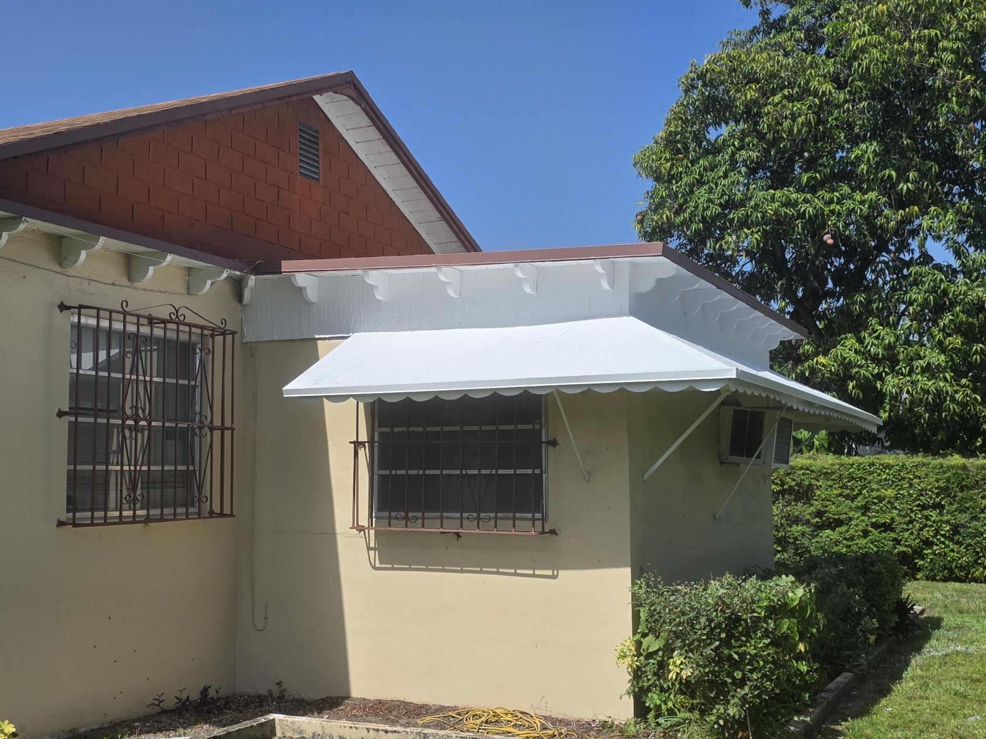2466 NW 91st Street, Miami, FL 33147 Photo
