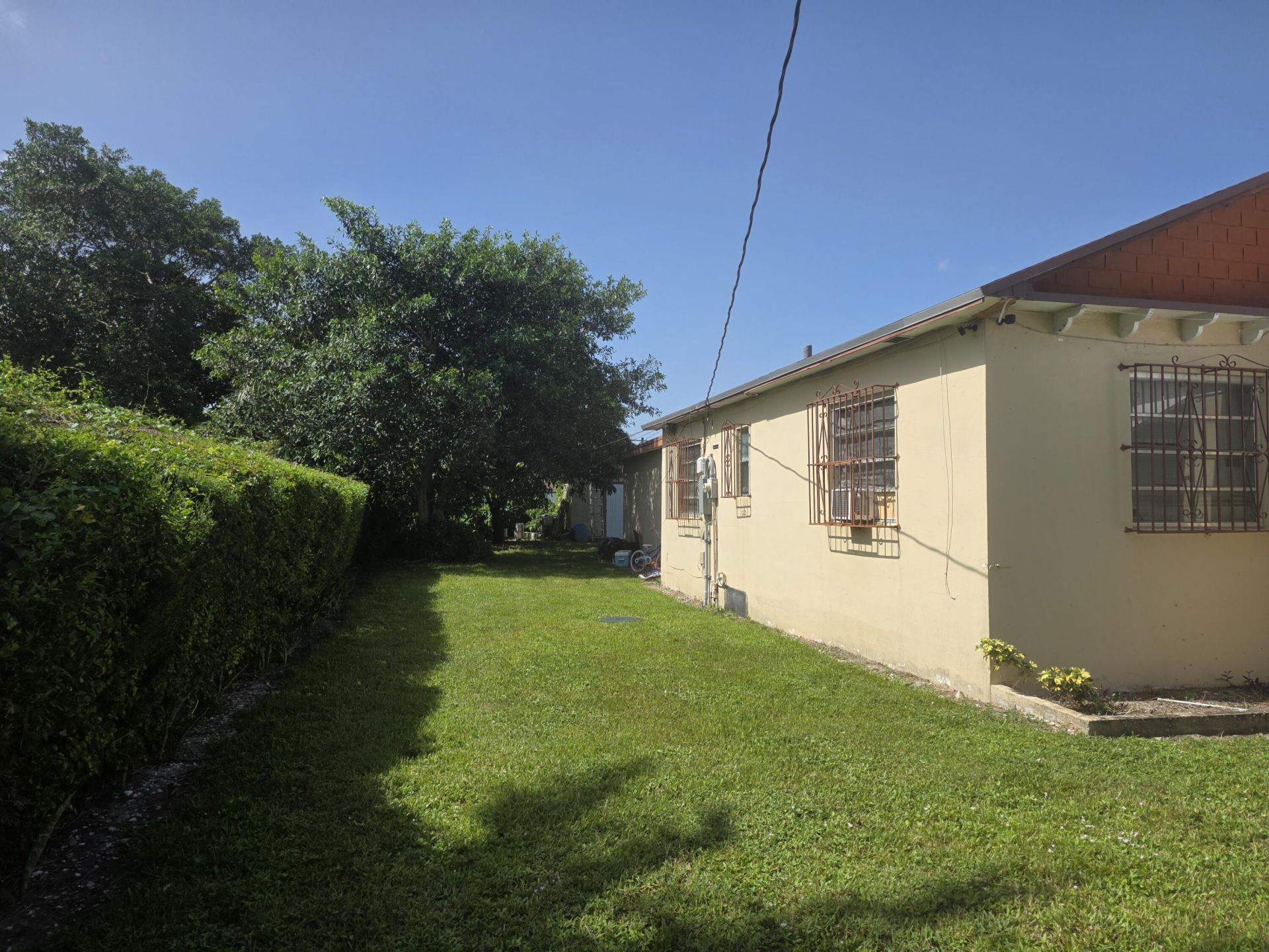 2466 NW 91st Street, Miami, FL 33147 Photo