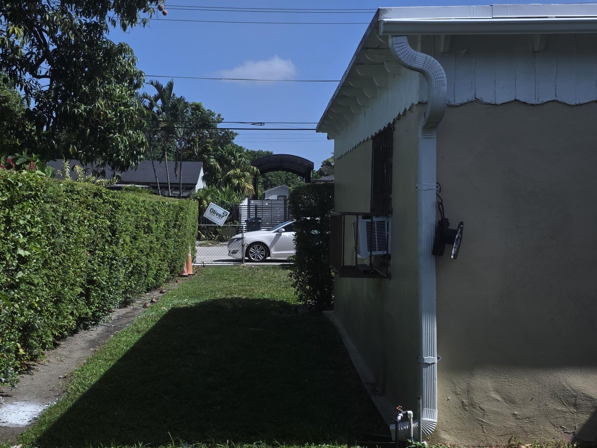 2466 NW 91st Street, Miami, FL 33147 Photo