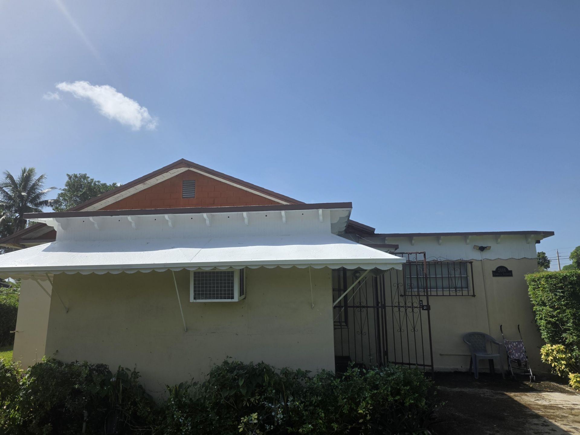 2466 NW 91st Street, Miami, FL 33147 Photo