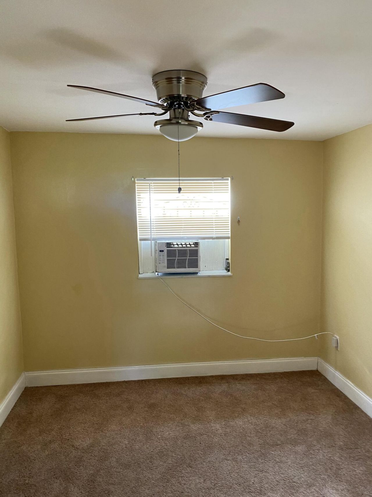 2466 NW 91st Street, Miami, FL 33147 Photo