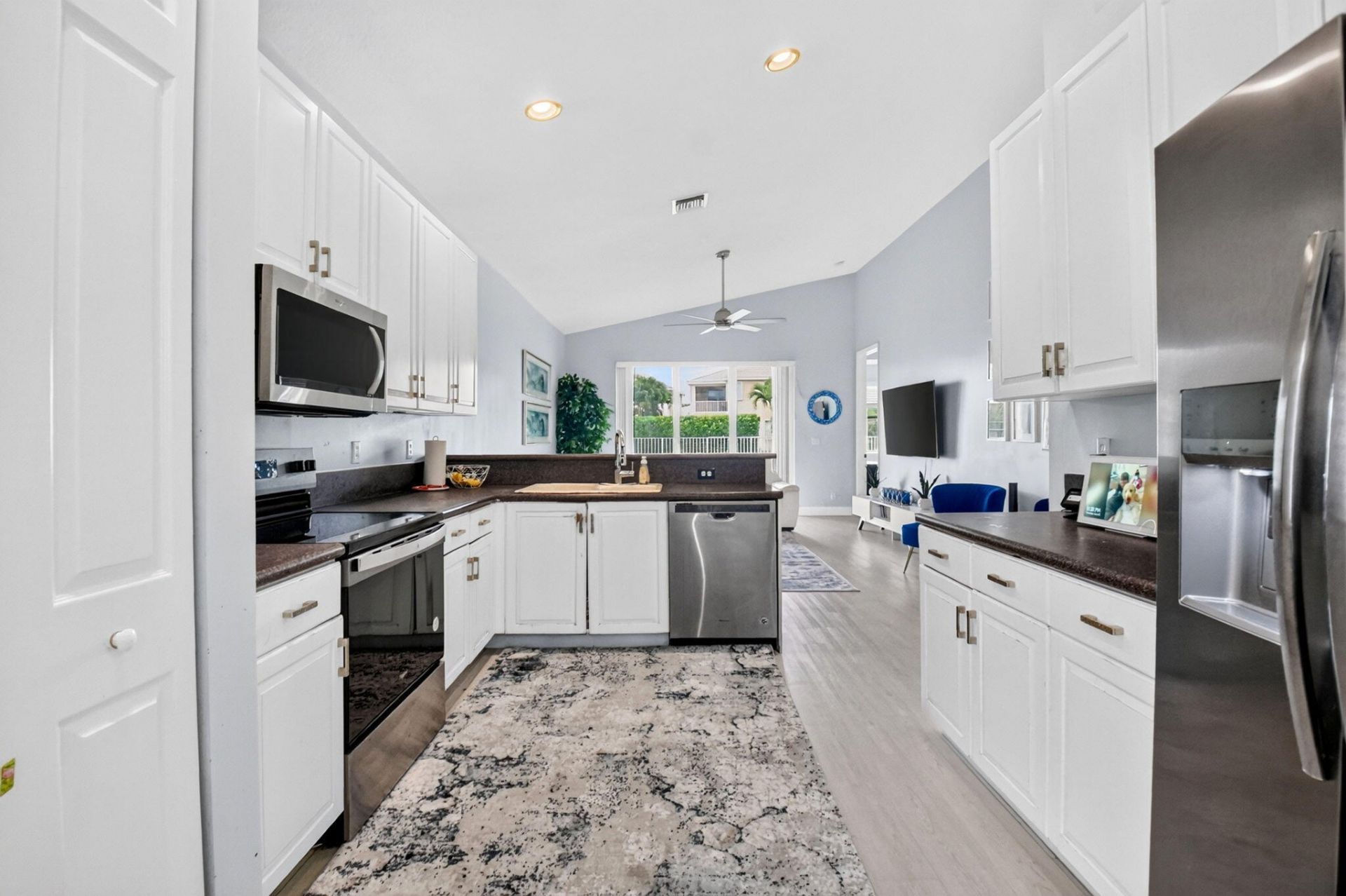 8049 Via Bolzano, Greenacres, FL 33467 Photo