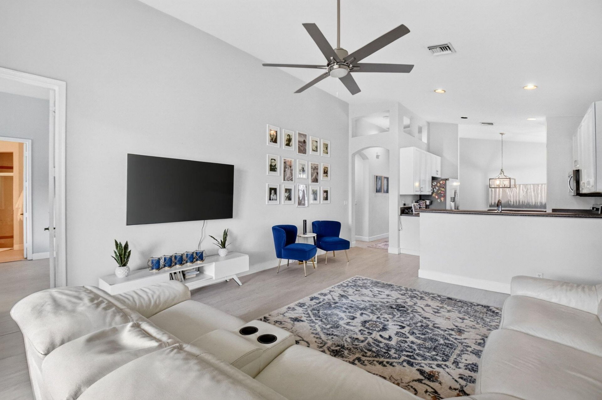 8049 Via Bolzano, Greenacres, FL 33467 Photo