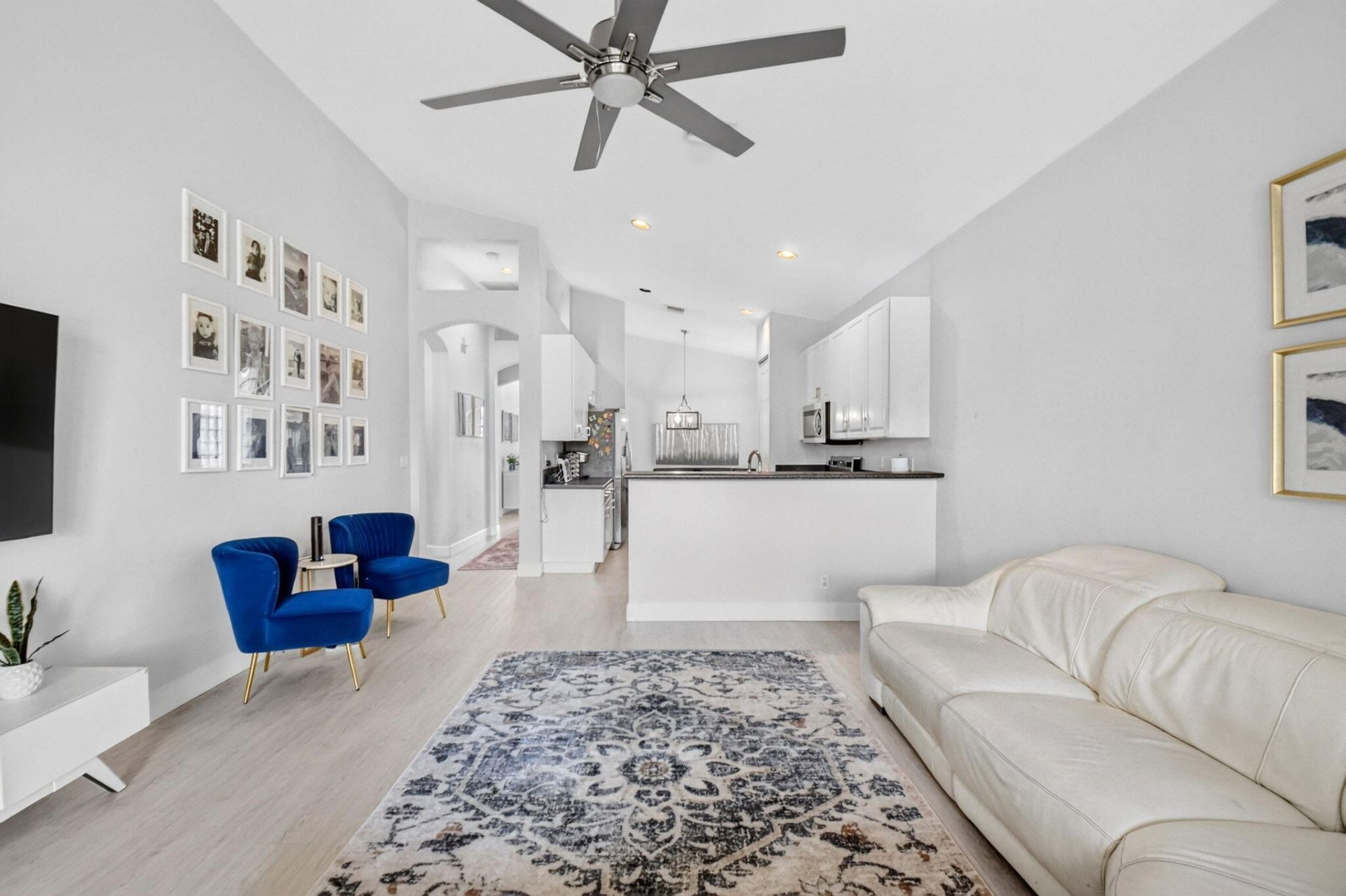 8049 Via Bolzano, Greenacres, FL 33467 Photo