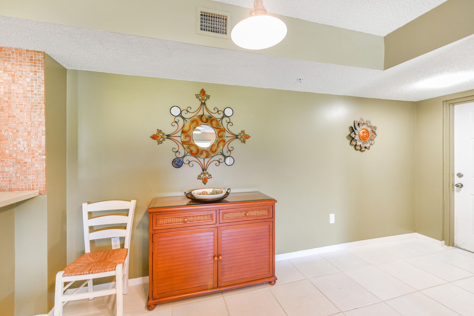 1590 S 42nd Circle, Unit 106, Vero Beach, FL 32967 Photo