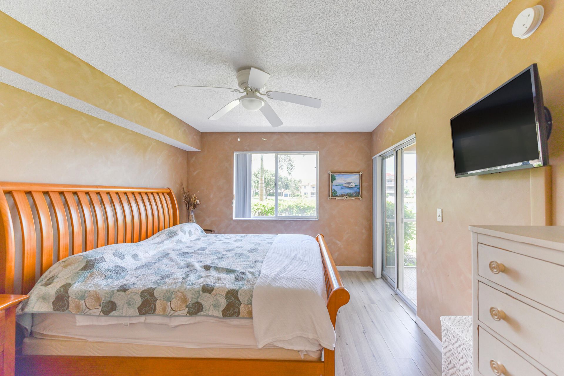 1590 S 42nd Circle, Unit 106, Vero Beach, FL 32967 Photo