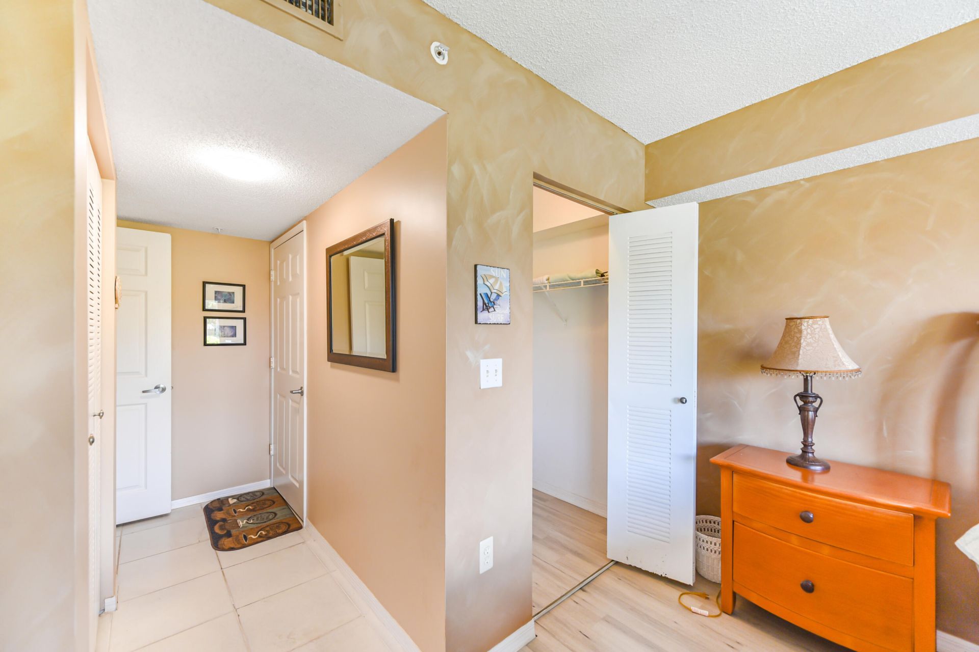 1590 S 42nd Circle, Unit 106, Vero Beach, FL 32967 Photo