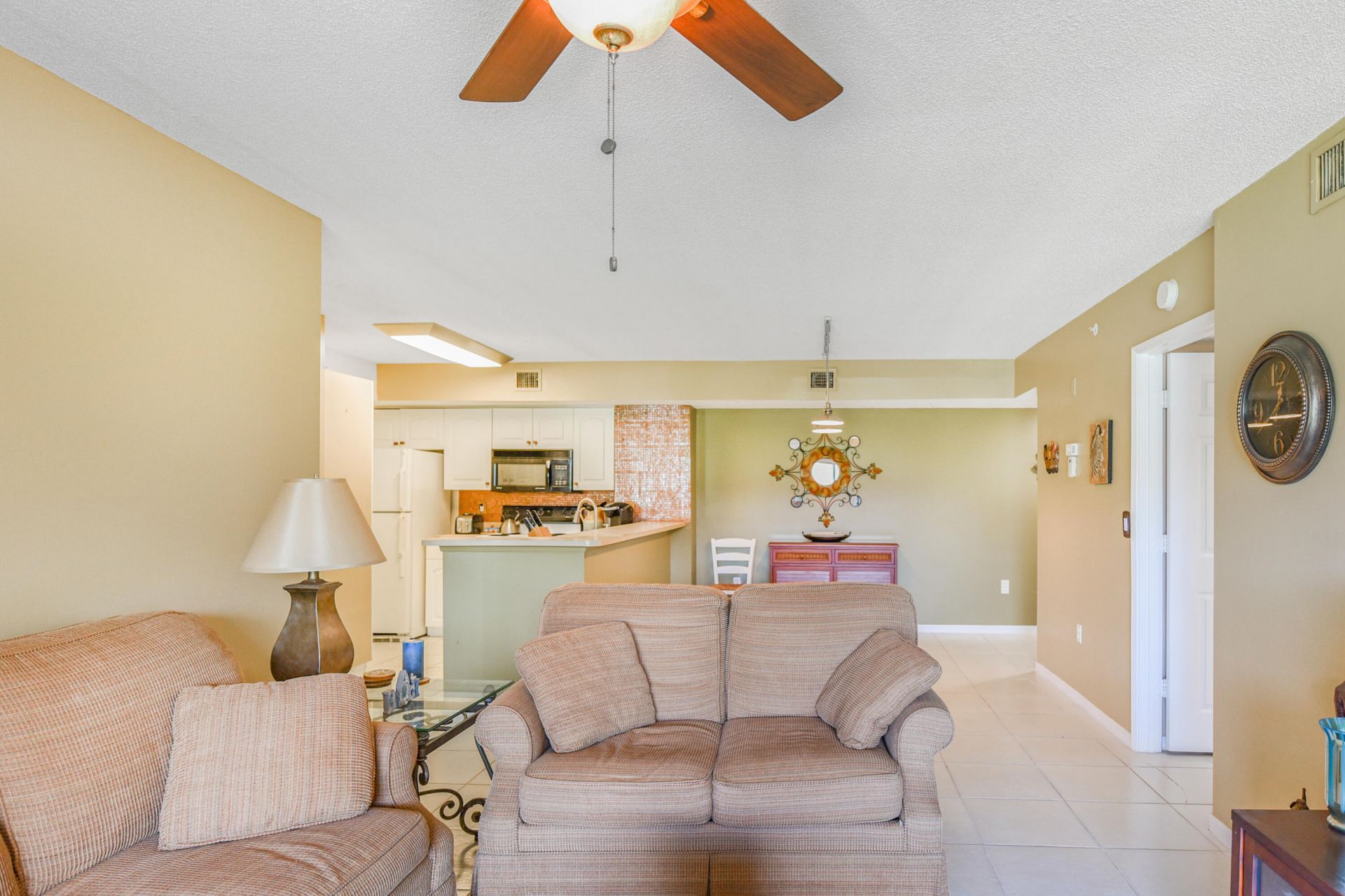 1590 S 42nd Circle, Unit 106, Vero Beach, FL 32967 Photo